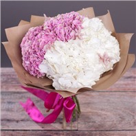 Букет из 3 ГОРТЕНЗИЙ