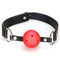 Lux Fetish Breathable Ball Gag, красныйКляп-шарик с отверстиями для воздуха